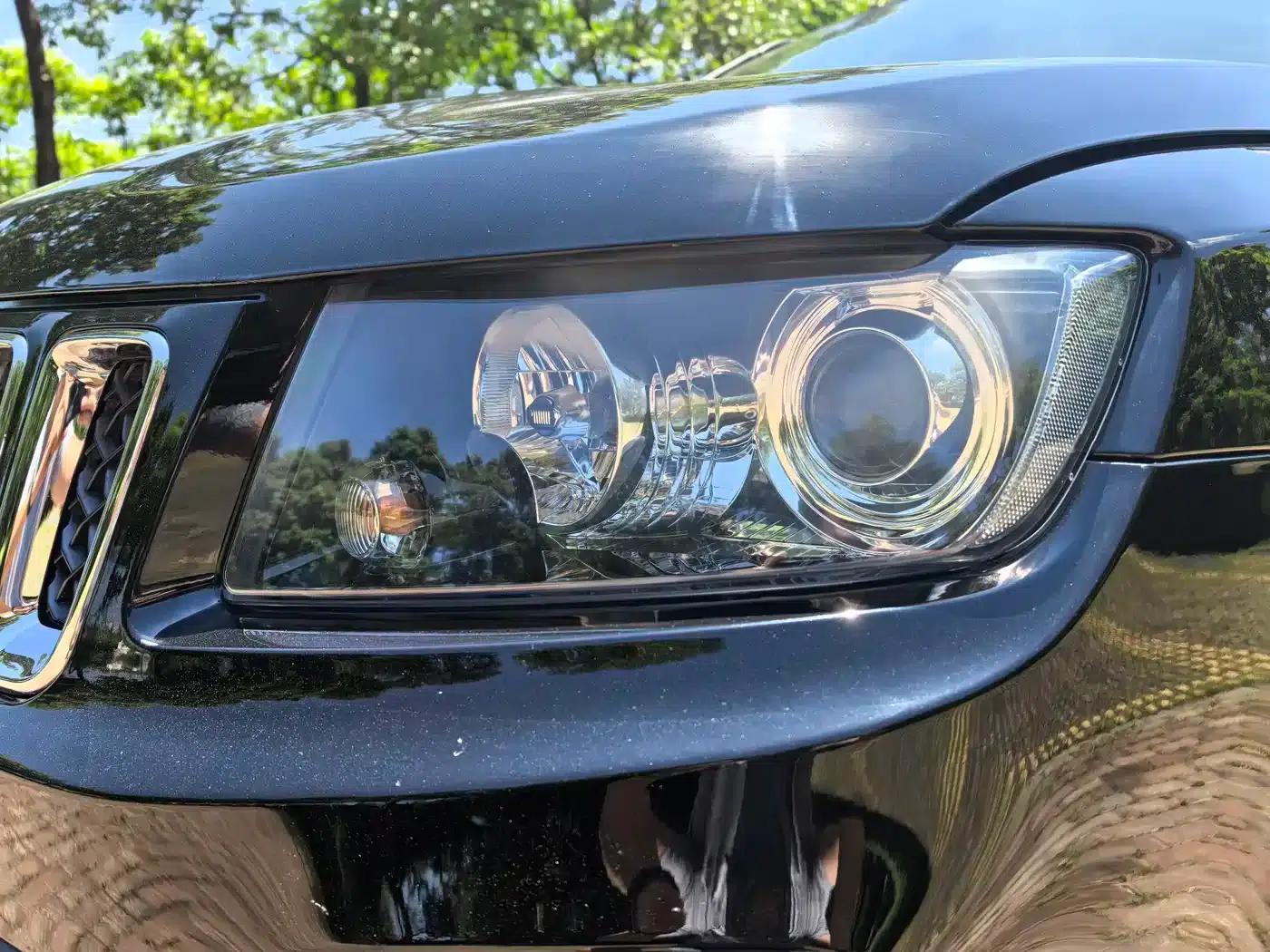 2014 Jeep Compass Imported Model 2.4L 4WD Luxury Edition — миниатюра 14
