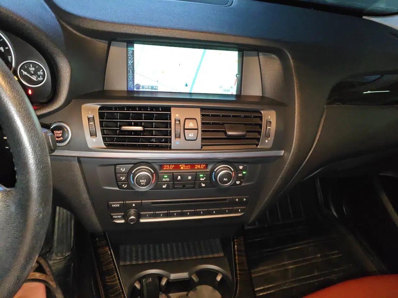 BMW X3 2013 Facelifted xDrive20i Luxury Edition — миниатюра 13