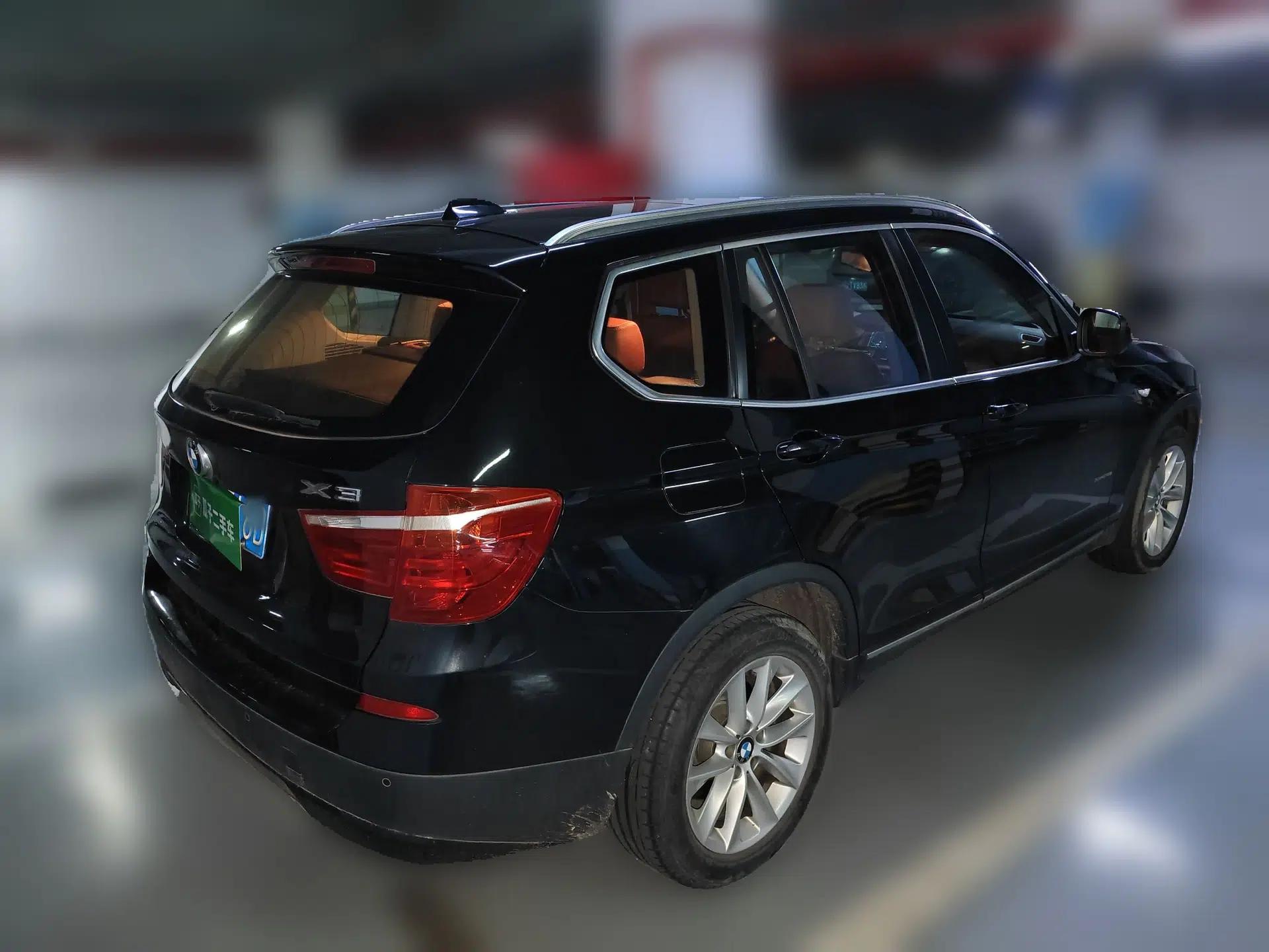 BMW X3 2013 Facelifted xDrive20i Luxury Edition — миниатюра 6