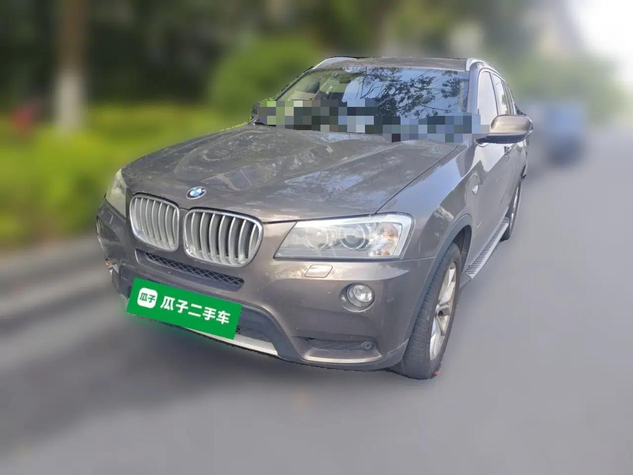 BMW X3 2013 Revised xDrive28i Luxury Edition — миниатюра 1