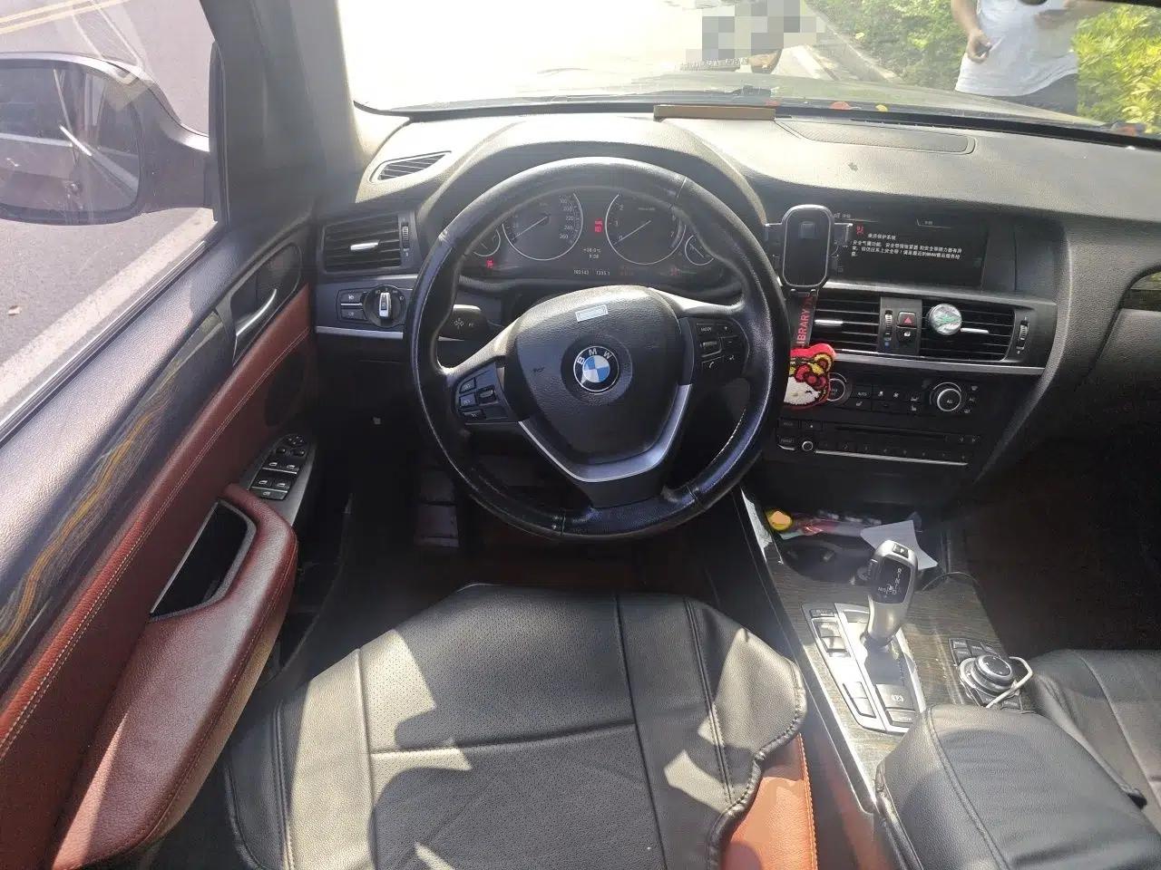 BMW X3 2013 Revised xDrive28i Luxury Edition — миниатюра 10