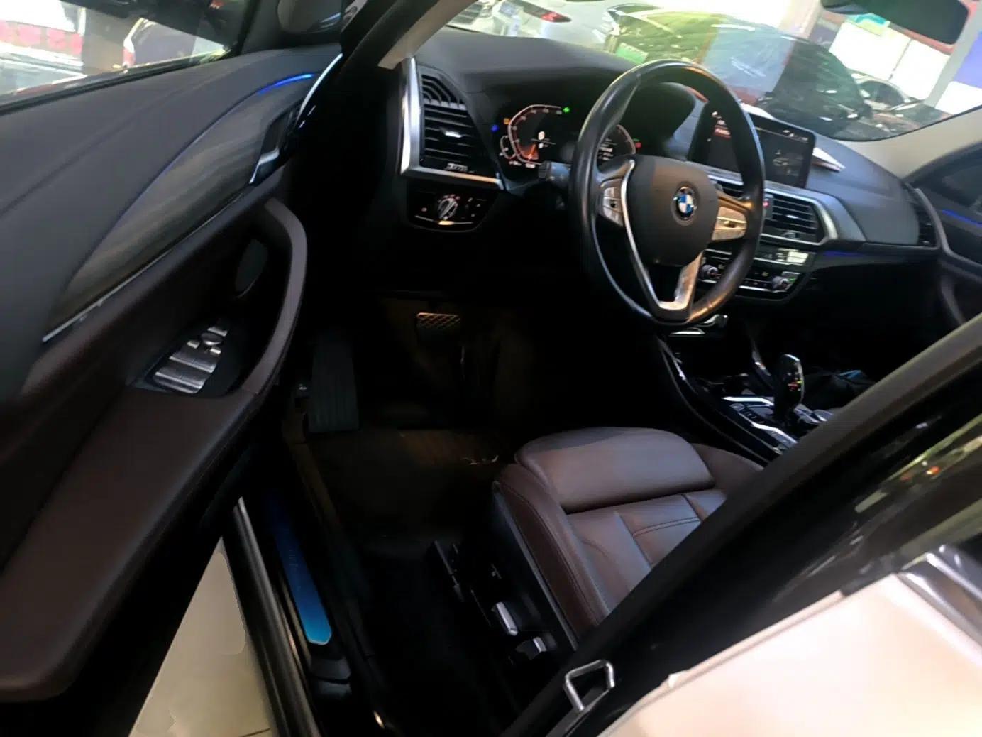 BMW X3 2020 xDrive28i Luxury Package — миниатюра 25