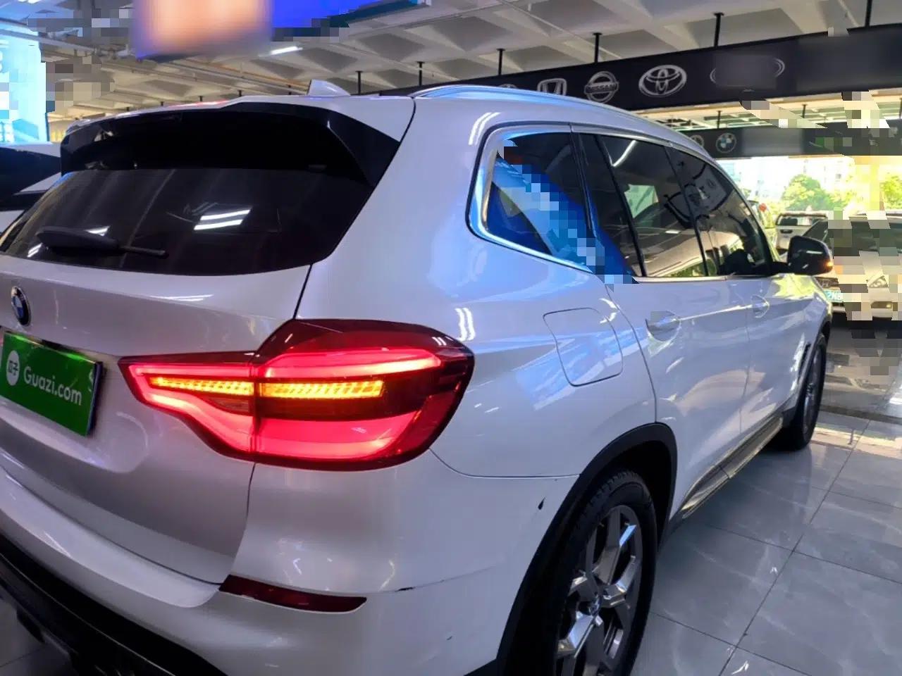 BMW X3 2020 xDrive28i Luxury Package — миниатюра 6