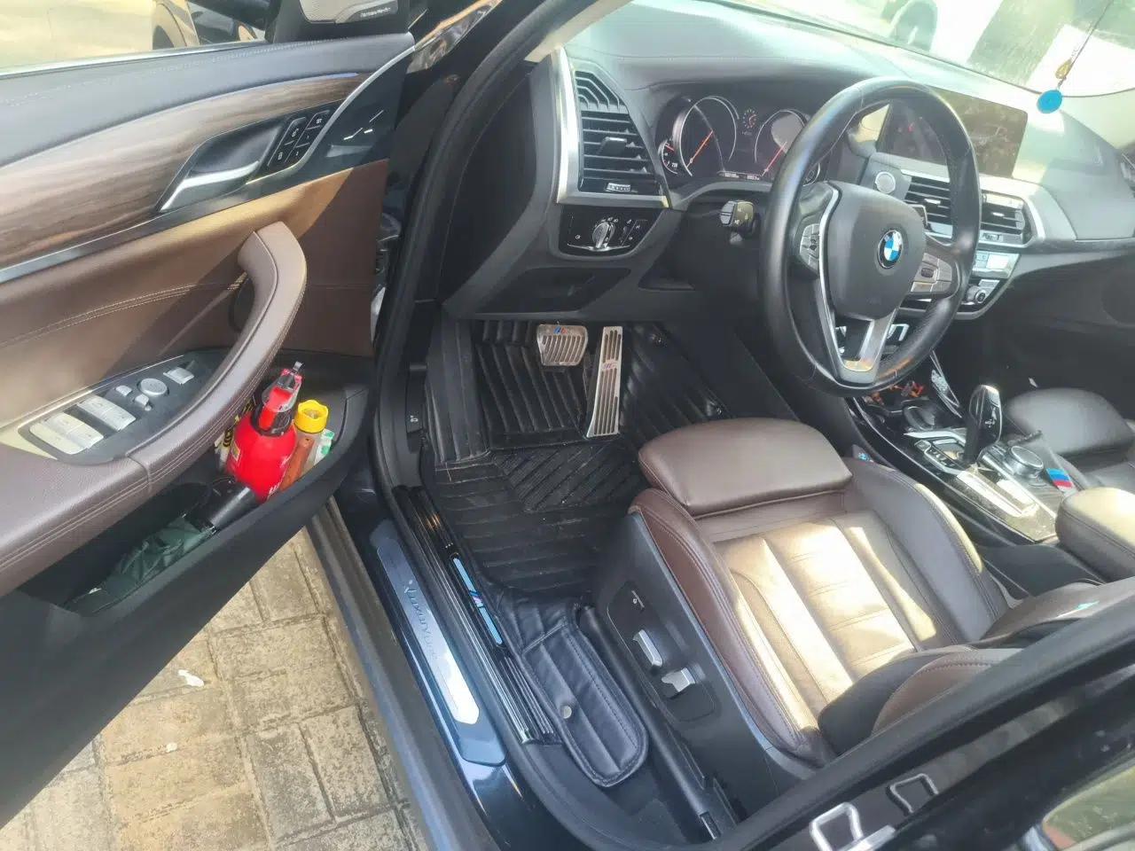 BMW X3 2019 xDrive28i Luxury Package — миниатюра 16