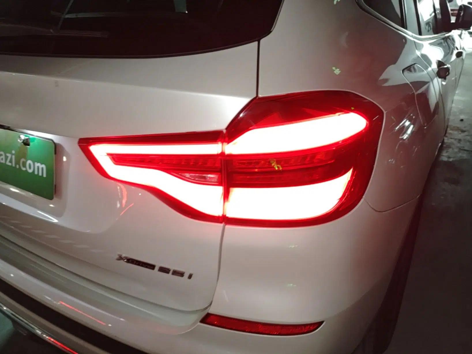 BMW X3 2020 xDrive25i Luxury Package — миниатюра 9