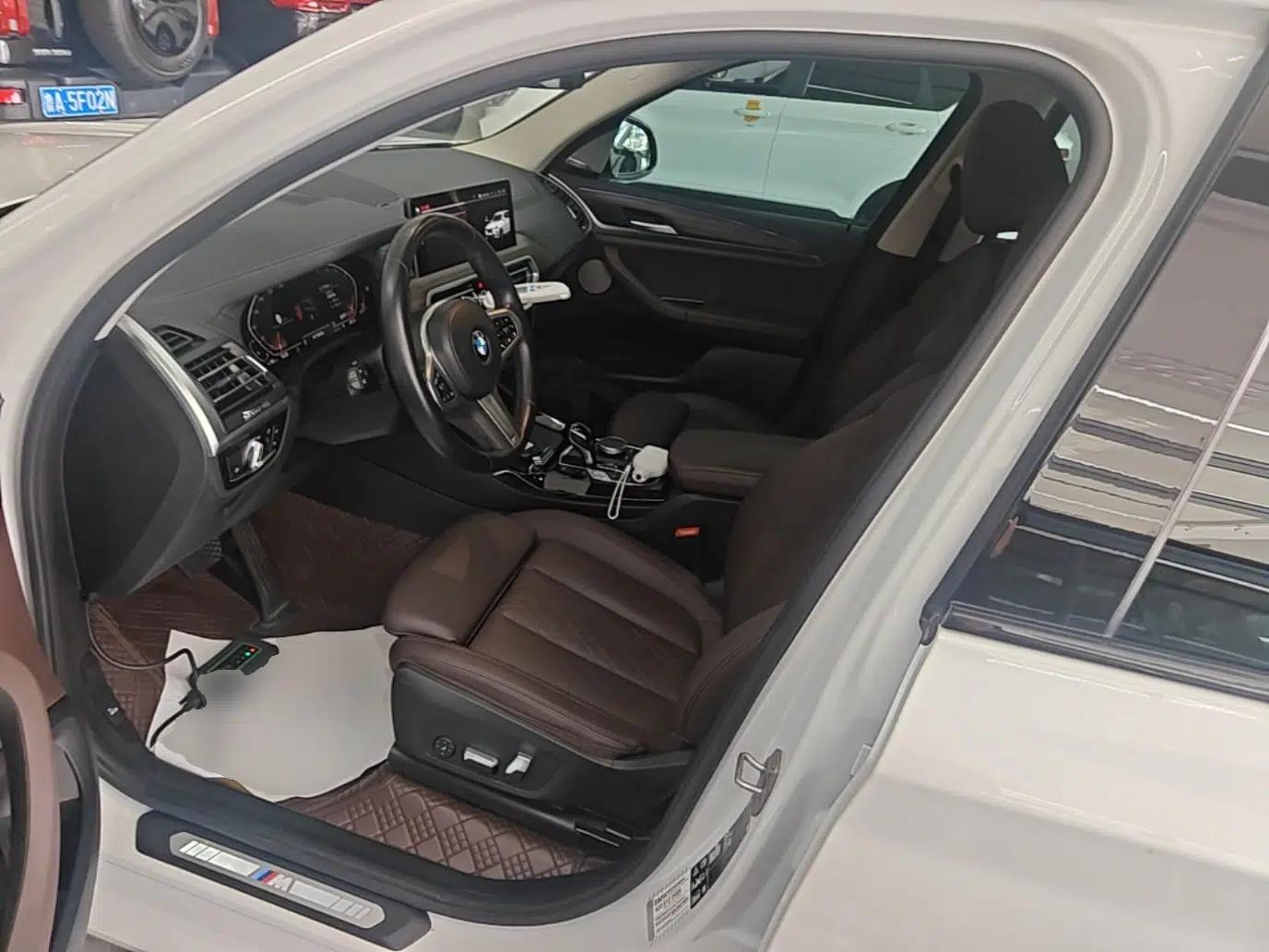 BMW X3 2022 xDrive30i Luxury Model M Night Sky Package — миниатюра 17