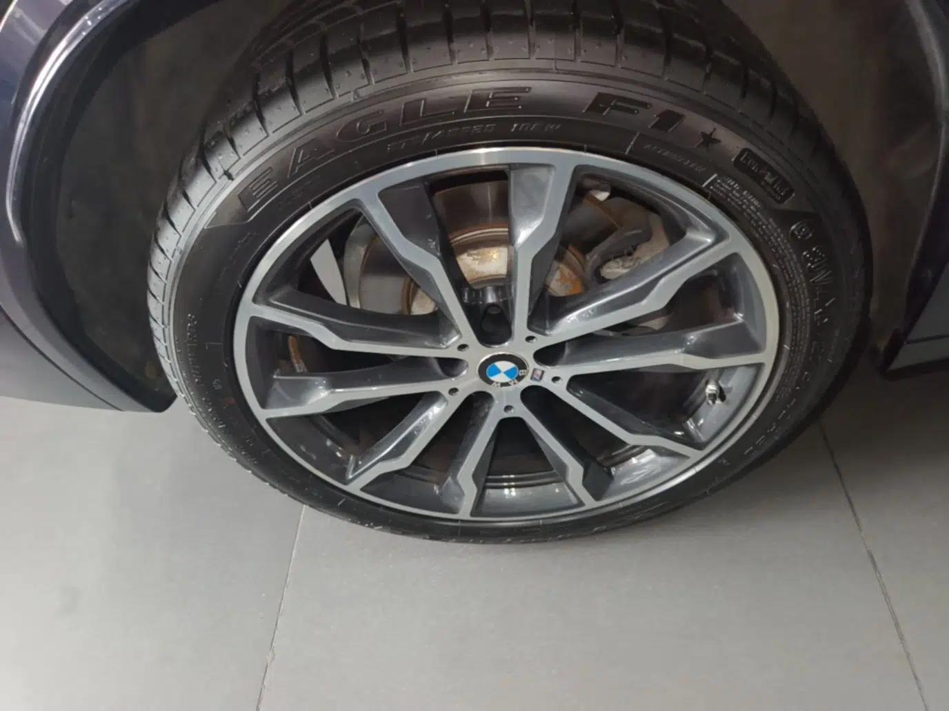 BMW X3 2022 xDrive30i Luxury Model M Night Sky Package — миниатюра 11