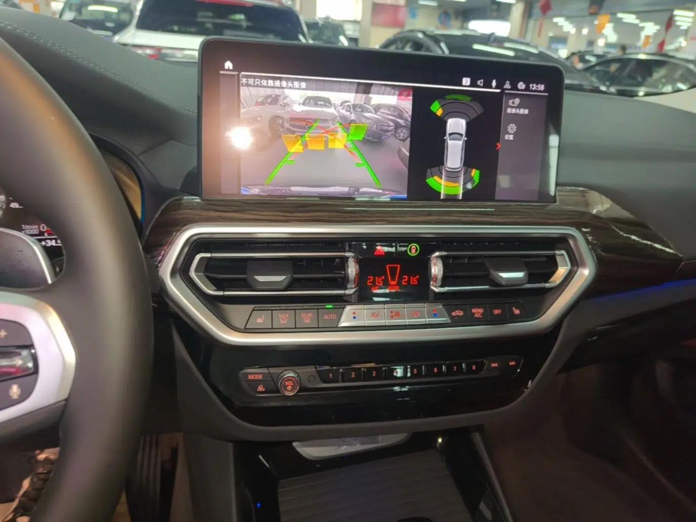 BMW X3 2022 xDrive30i Luxury Model M Night Sky Package — миниатюра 20