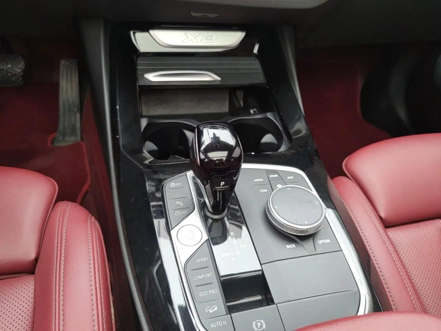 BMW X3 2022 xDrive30i Luxury Model M Night Sky Package — миниатюра 16