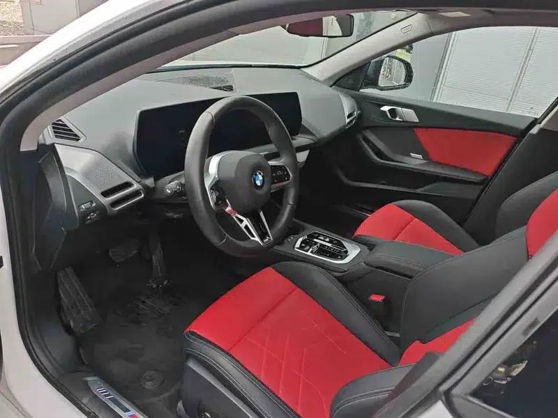 2025 BMW 2 Series 225L M Sport Shadow Edition — миниатюра 12