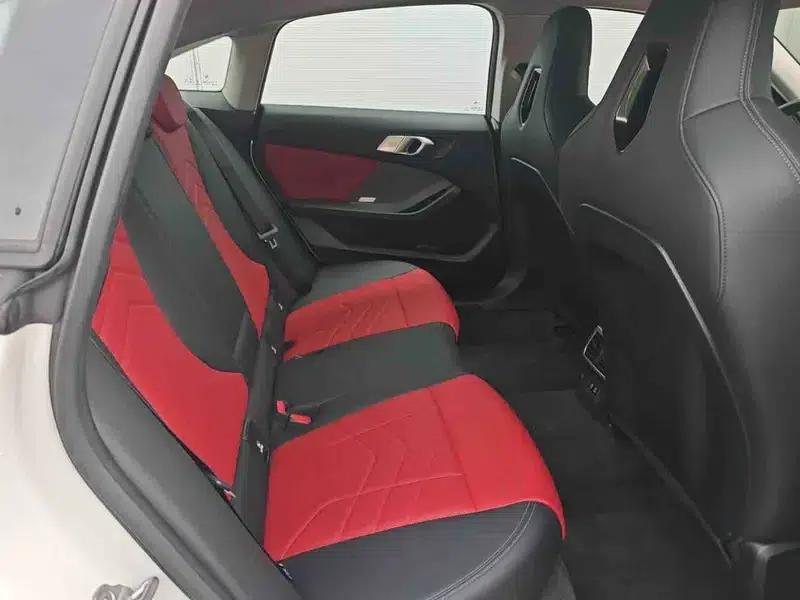2025 BMW 2 Series 225L M Sport Shadow Edition — миниатюра 13