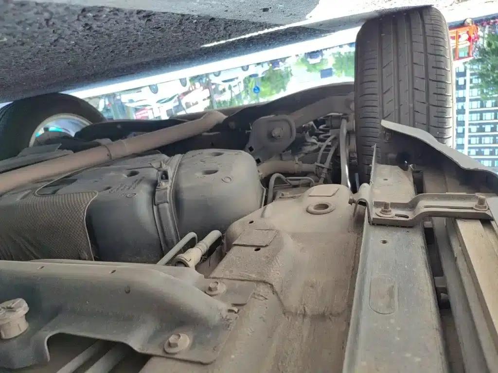 Jeep Cherokee 2016 2.4L Leading Intelligent Edition — миниатюра 18