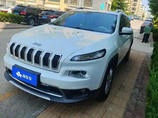 Jeep Cherokee 2017 2.4L Leading Intelligent Edition
