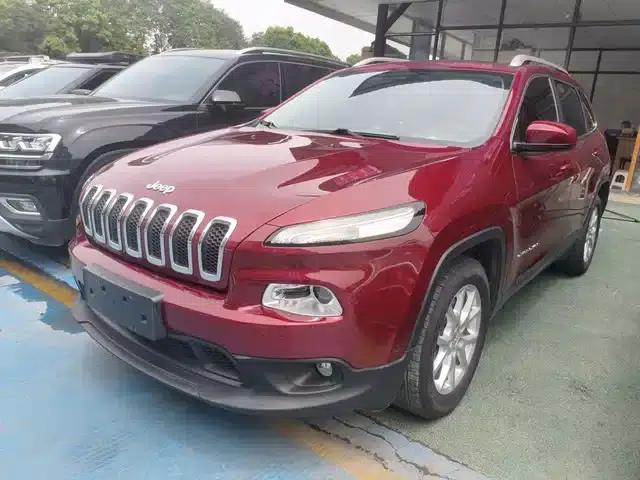 Jeep Cherokee 2016 2.0L Premium Edition