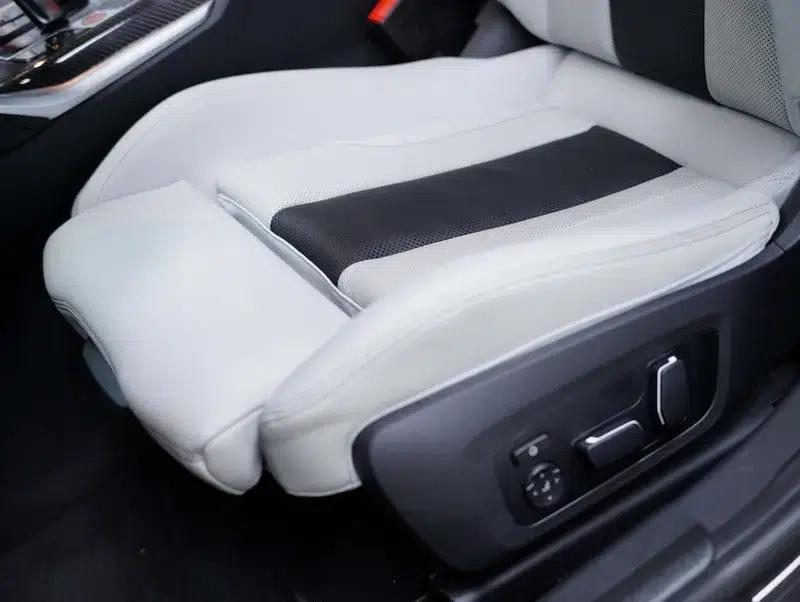 2024 BMW M3 Competition Sedan — миниатюра 21