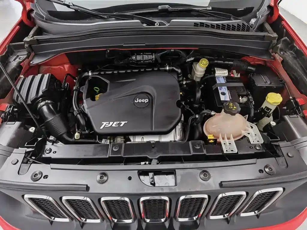 Jeep Renegade 2017 180T Automatic High-Performance Edition — миниатюра 6