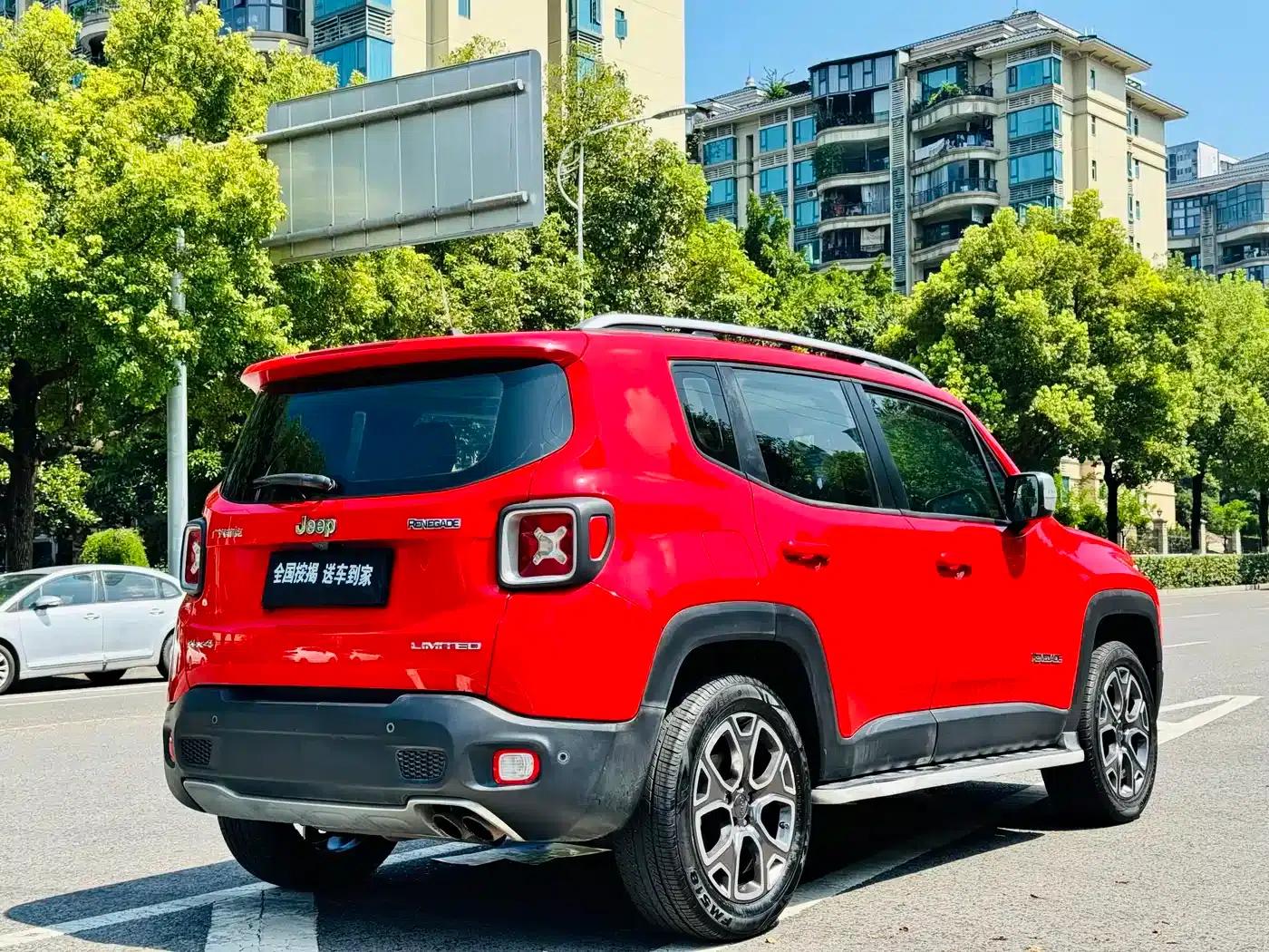 Jeep Renegade 2017 180TS Automatic 4WD All-Round Edition — миниатюра 3
