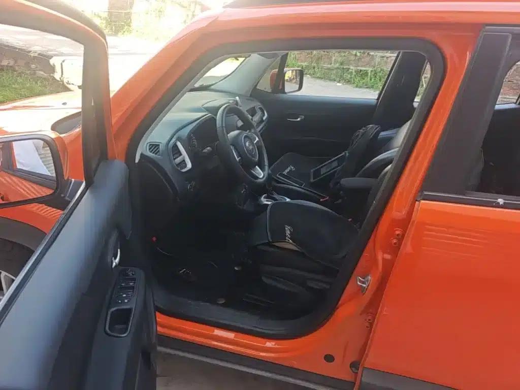 Jeep Renegade 2019 220T Automatic Leading Edition — миниатюра 15