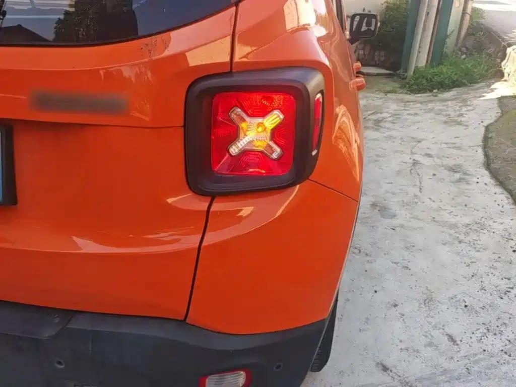Jeep Renegade 2019 220T Automatic Leading Edition — миниатюра 8