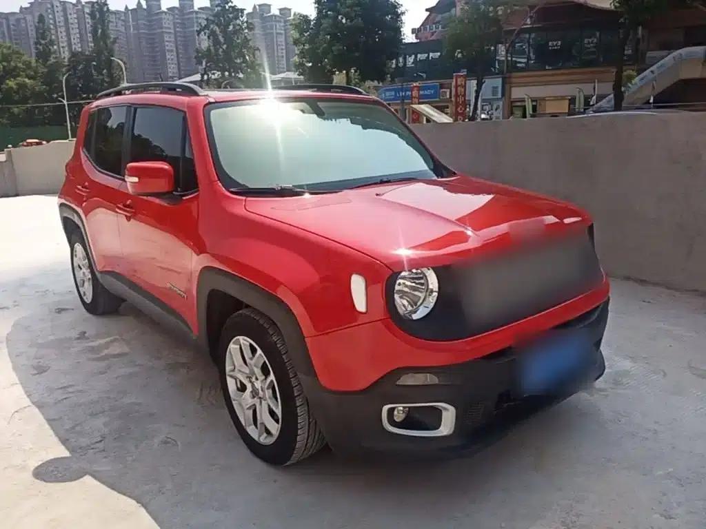 Jeep Renegade 2017 180T Automatic High-Performance Edition — миниатюра 4