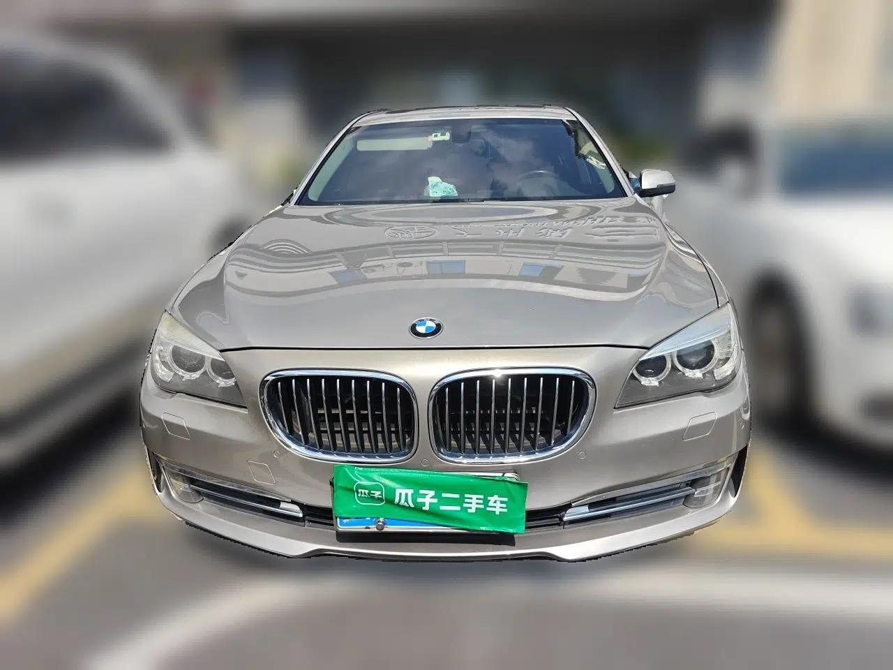 BMW 7 Series 2013 730Li Leading Model — миниатюра 2