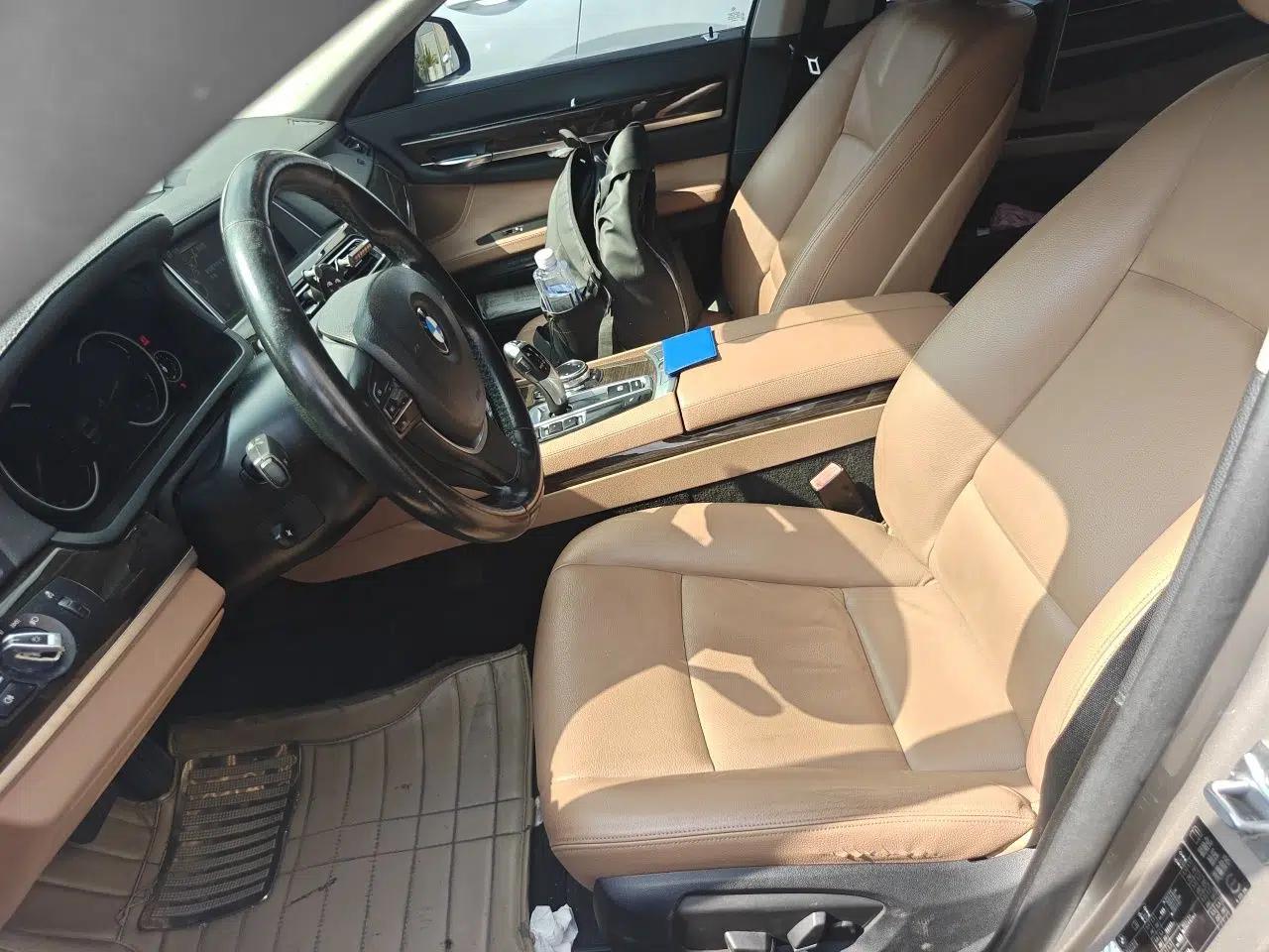 BMW 7 Series 2013 730Li Leading Model — миниатюра 15