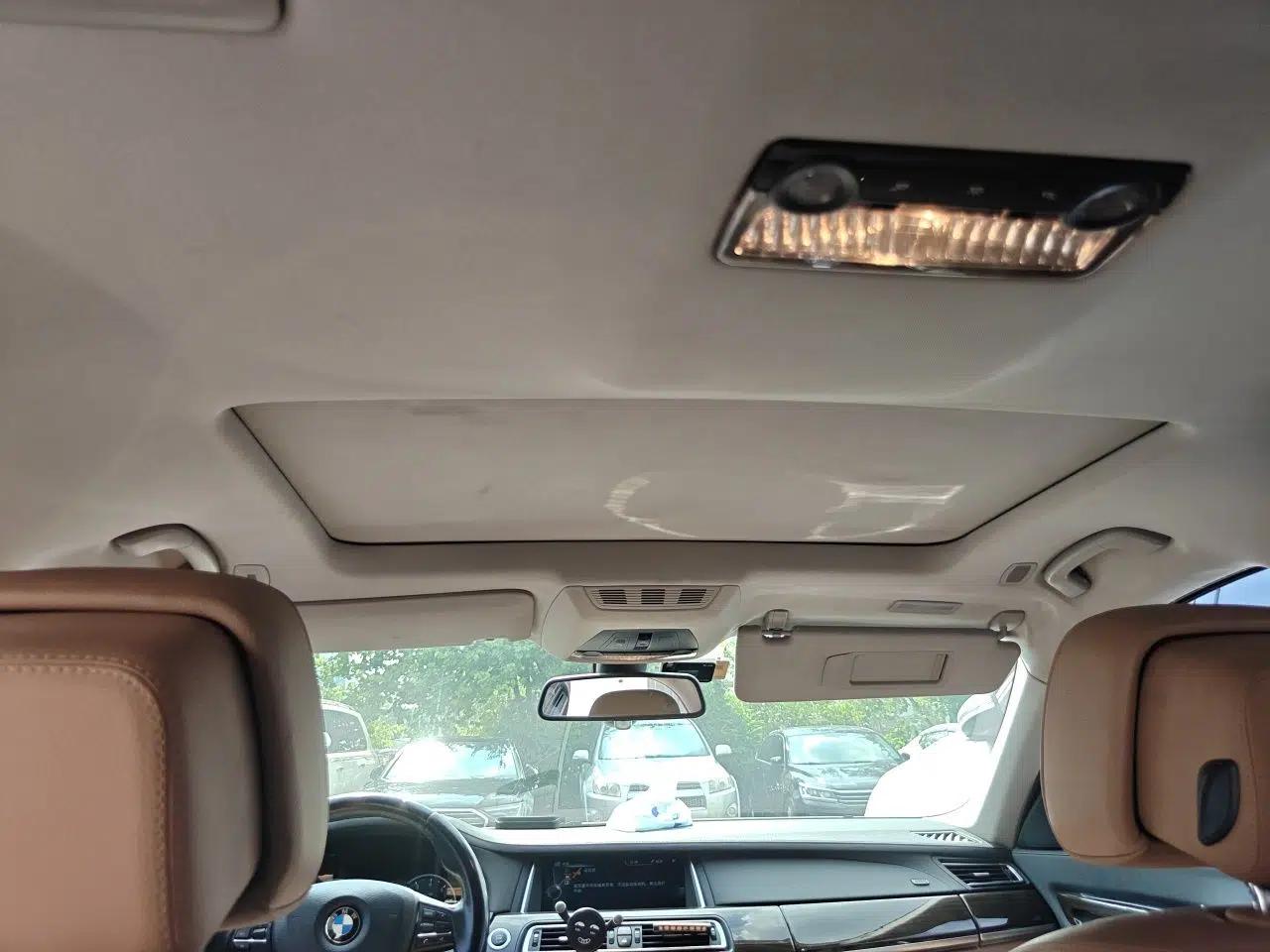 BMW 7 Series 2013 730Li Leading Model — миниатюра 18