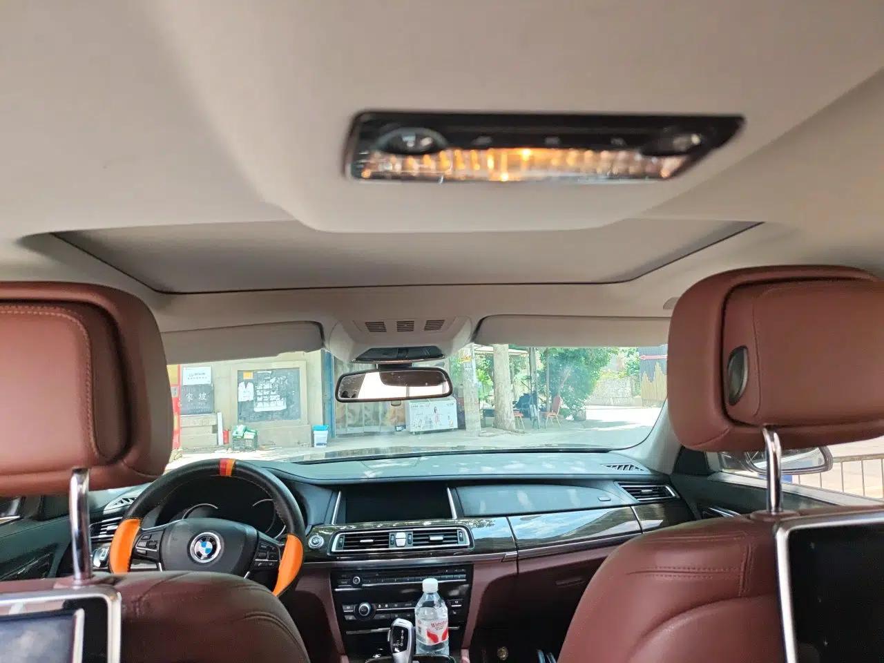 BMW 7 Series 2013 730Li Leading Model — миниатюра 18