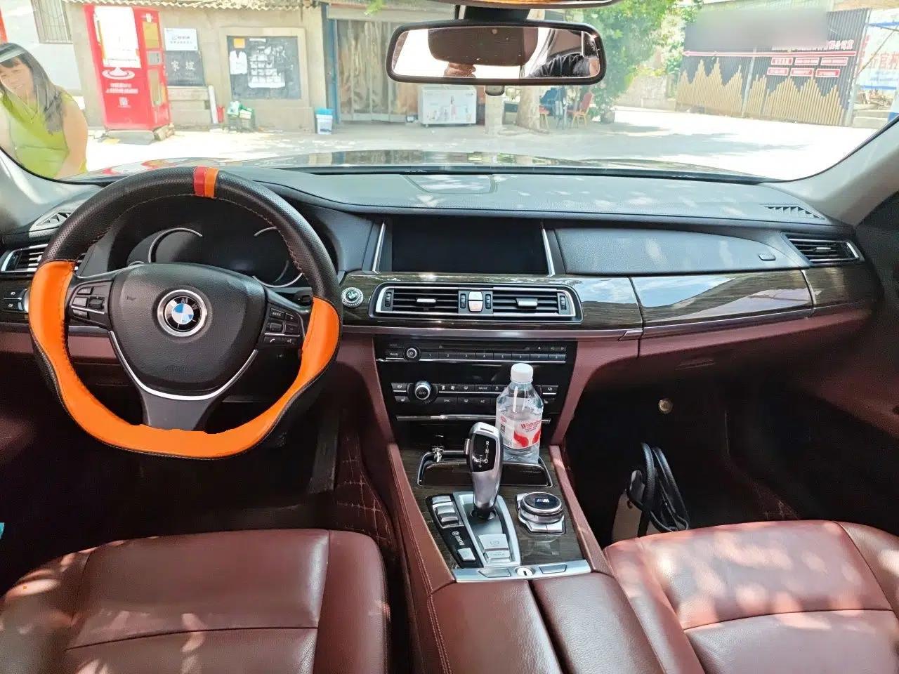 BMW 7 Series 2013 730Li Leading Model — миниатюра 9