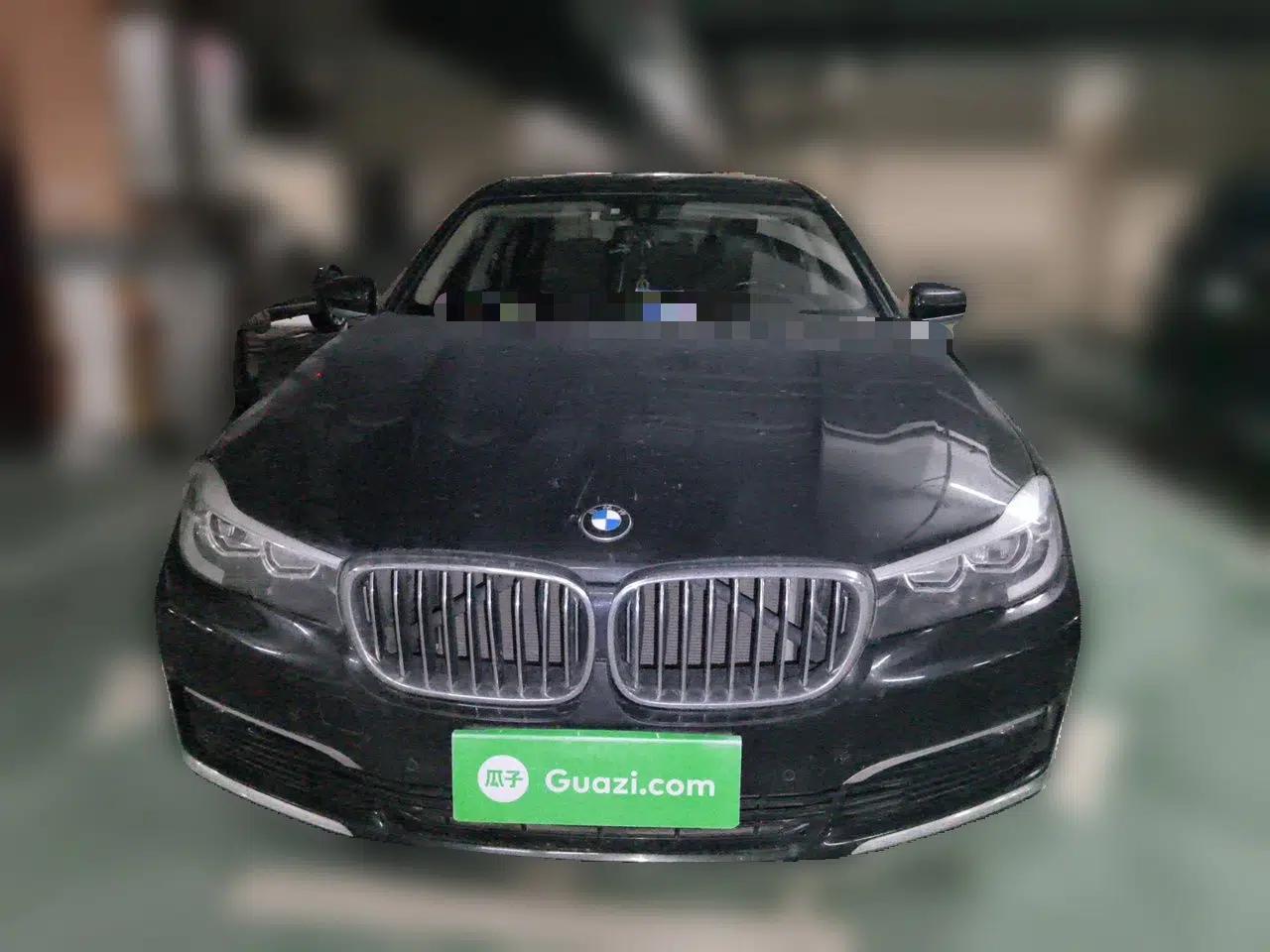 BMW 7 Series 2017 730Li Leading Model — миниатюра 2