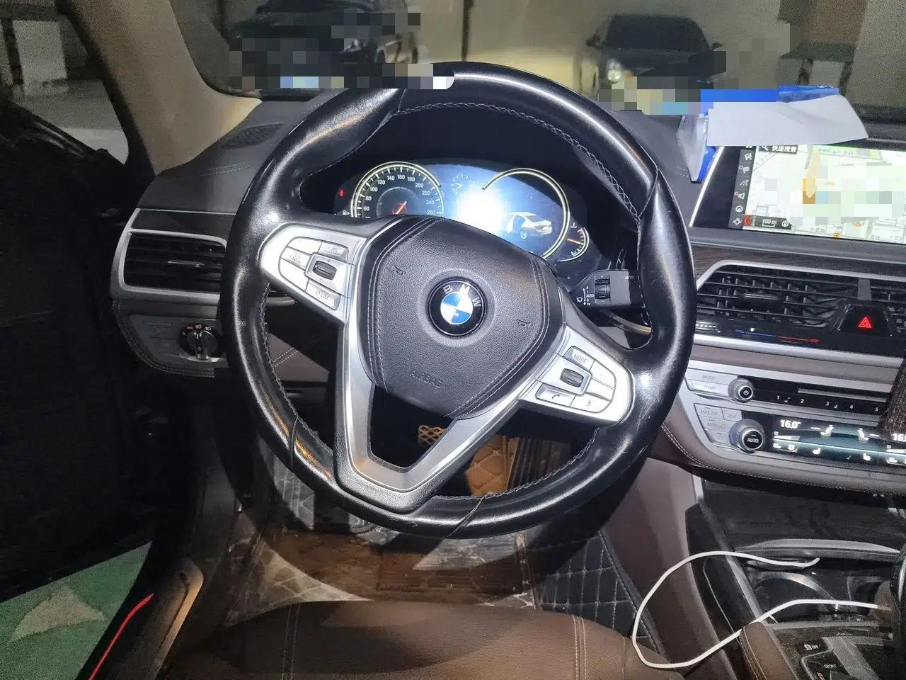 BMW 7 Series 2017 730Li Leading Model — миниатюра 10