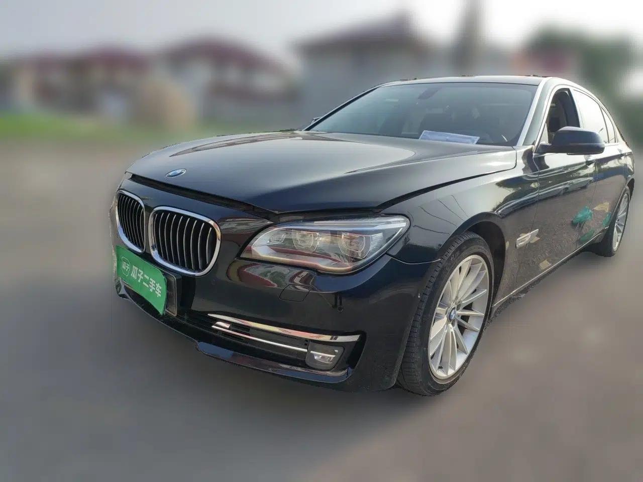 BMW 7 Series 2013 740Li Leading Model — миниатюра 1