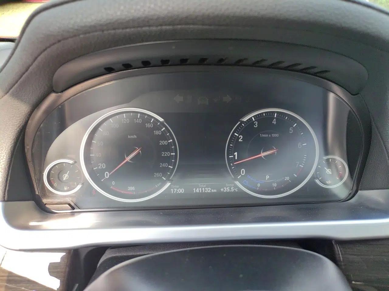 BMW 7 Series 2013 740Li Leading Model — миниатюра 11