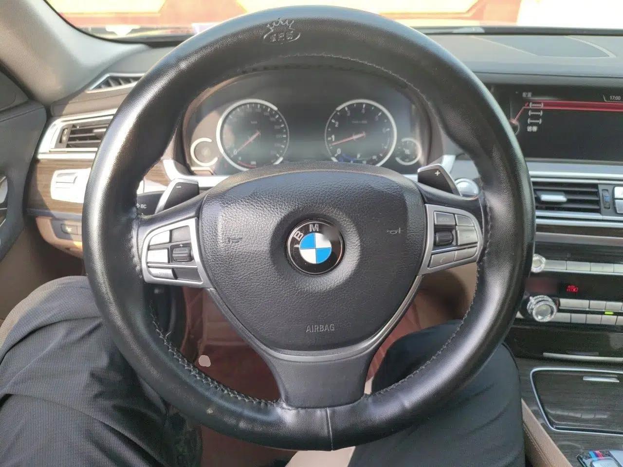 BMW 7 Series 2013 740Li Leading Model — миниатюра 10