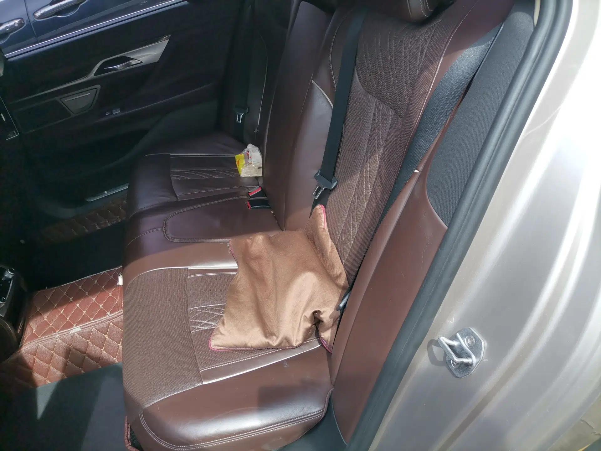 BMW 7 Series 2016 740Li Luxury Edition — миниатюра 17