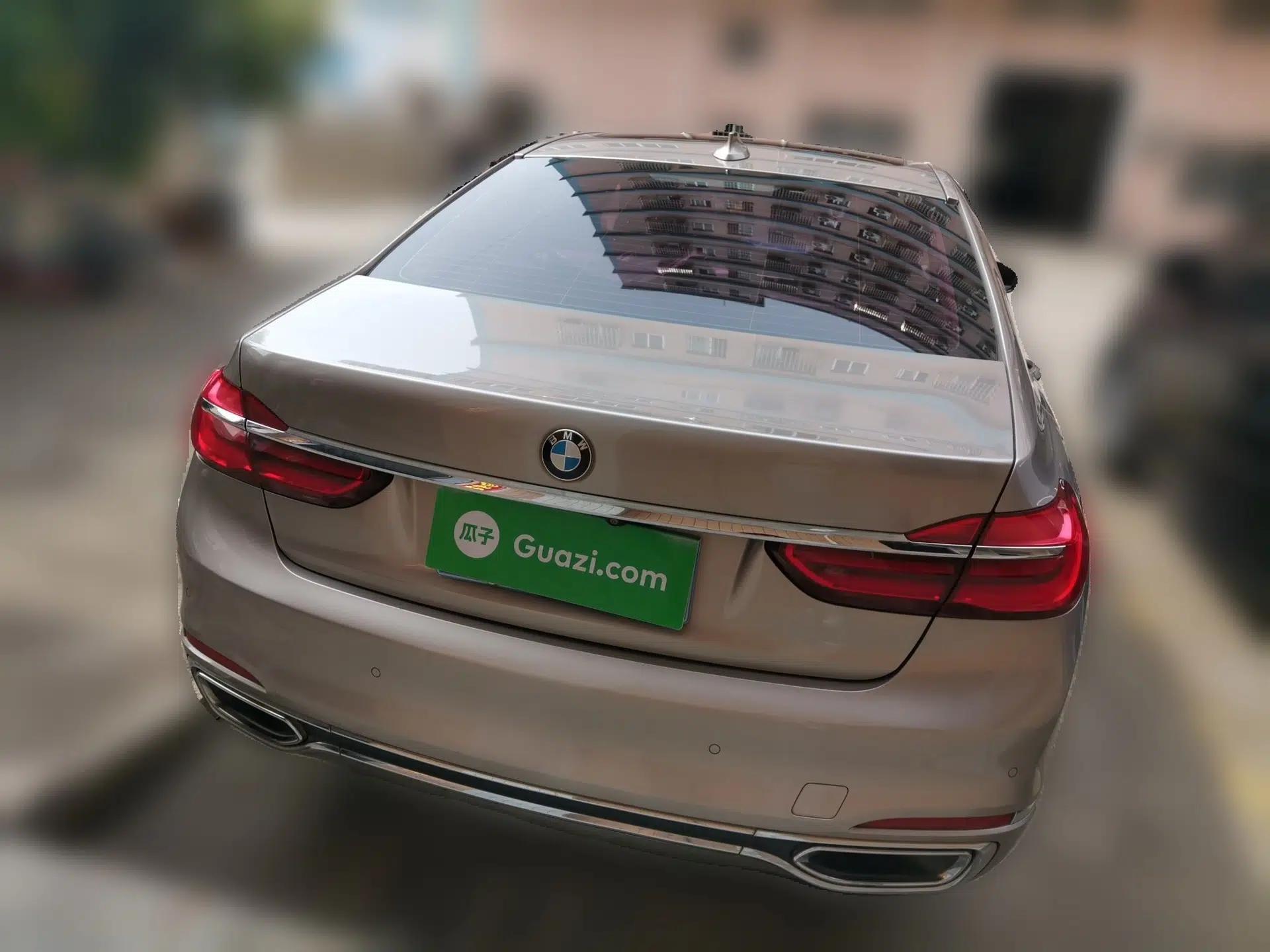 BMW 7 Series 2016 740Li Luxury Edition — миниатюра 5