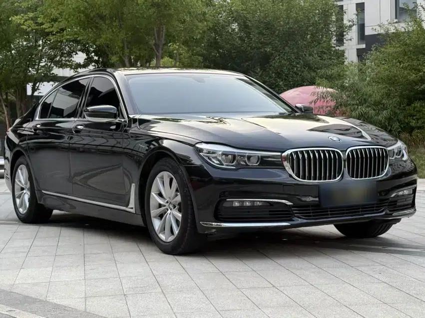 BMW 7 Series 2017 730Li Leading Model — миниатюра 2