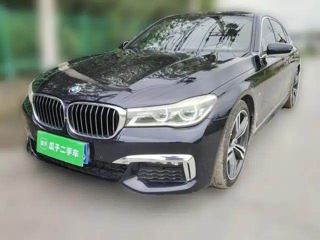 BMW 7 Series 2018 740Li M Sport Package Leading Model