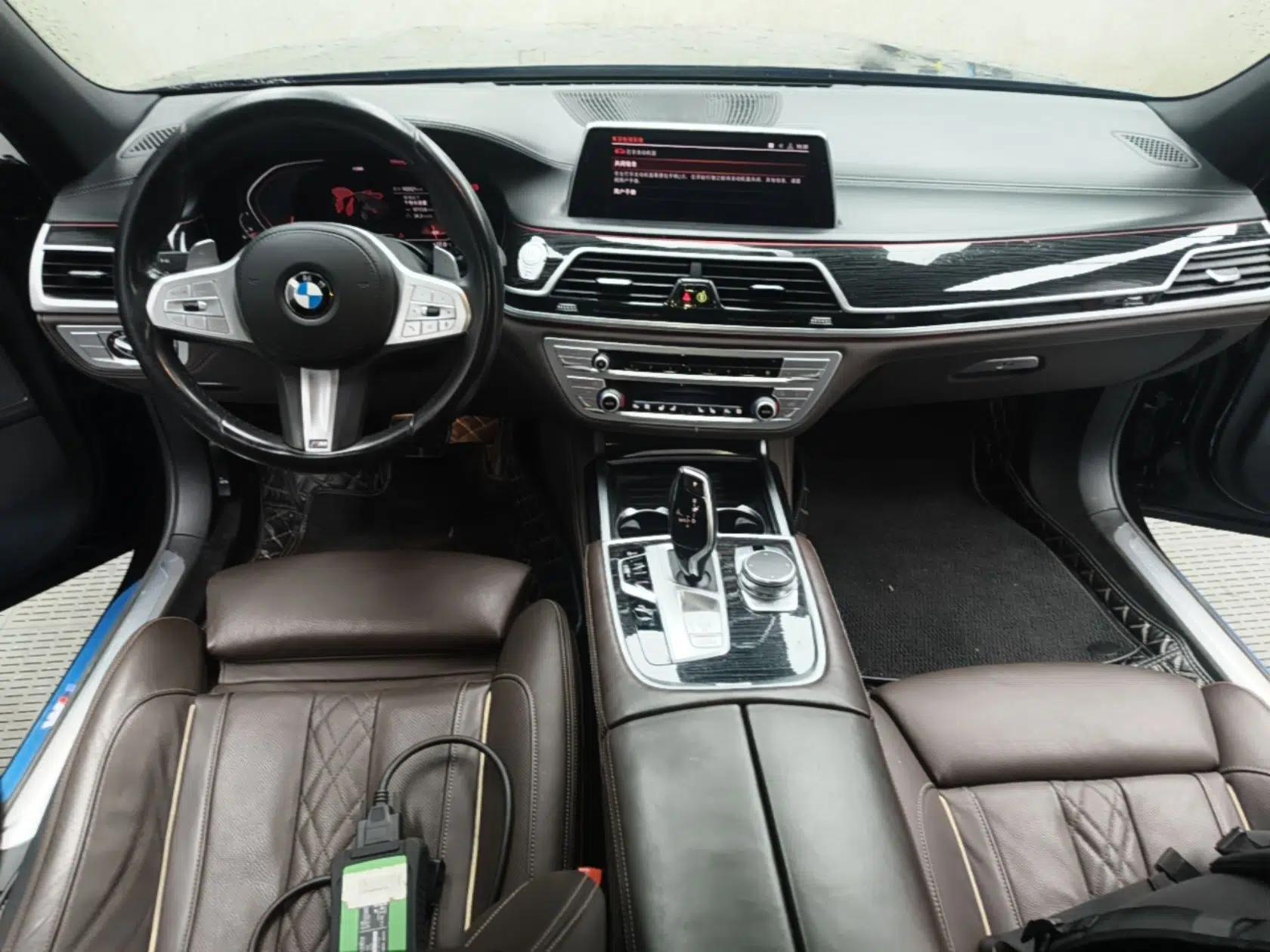 BMW 7 Series 2019 Restyled 730Li M Sport Package — миниатюра 17