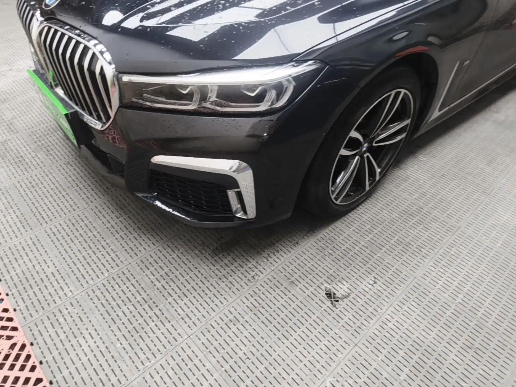 BMW 7 Series 2019 Restyled 730Li M Sport Package — миниатюра 8