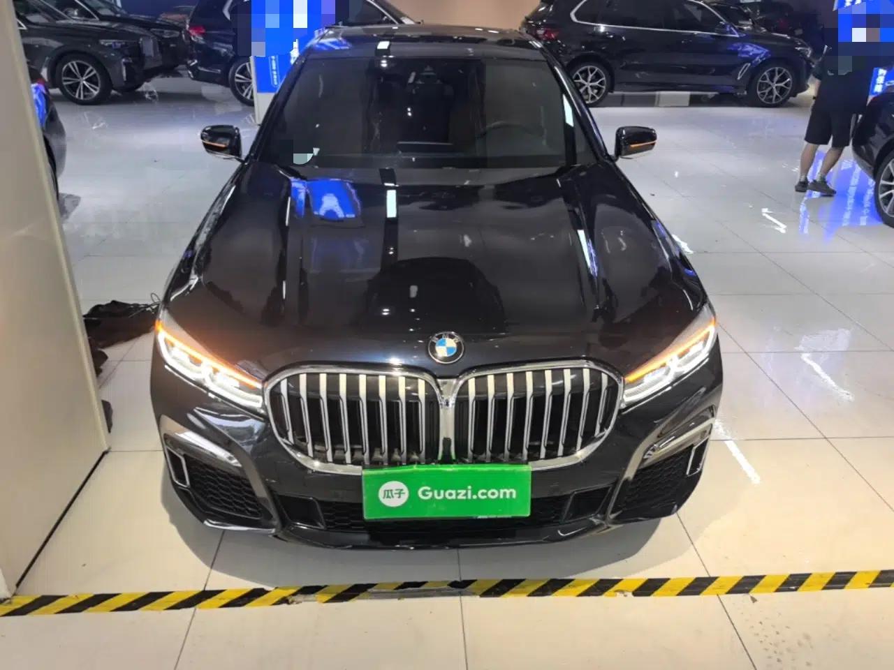 BMW 7 Series 2019 740Li Leading Model M Sport Package — миниатюра 2