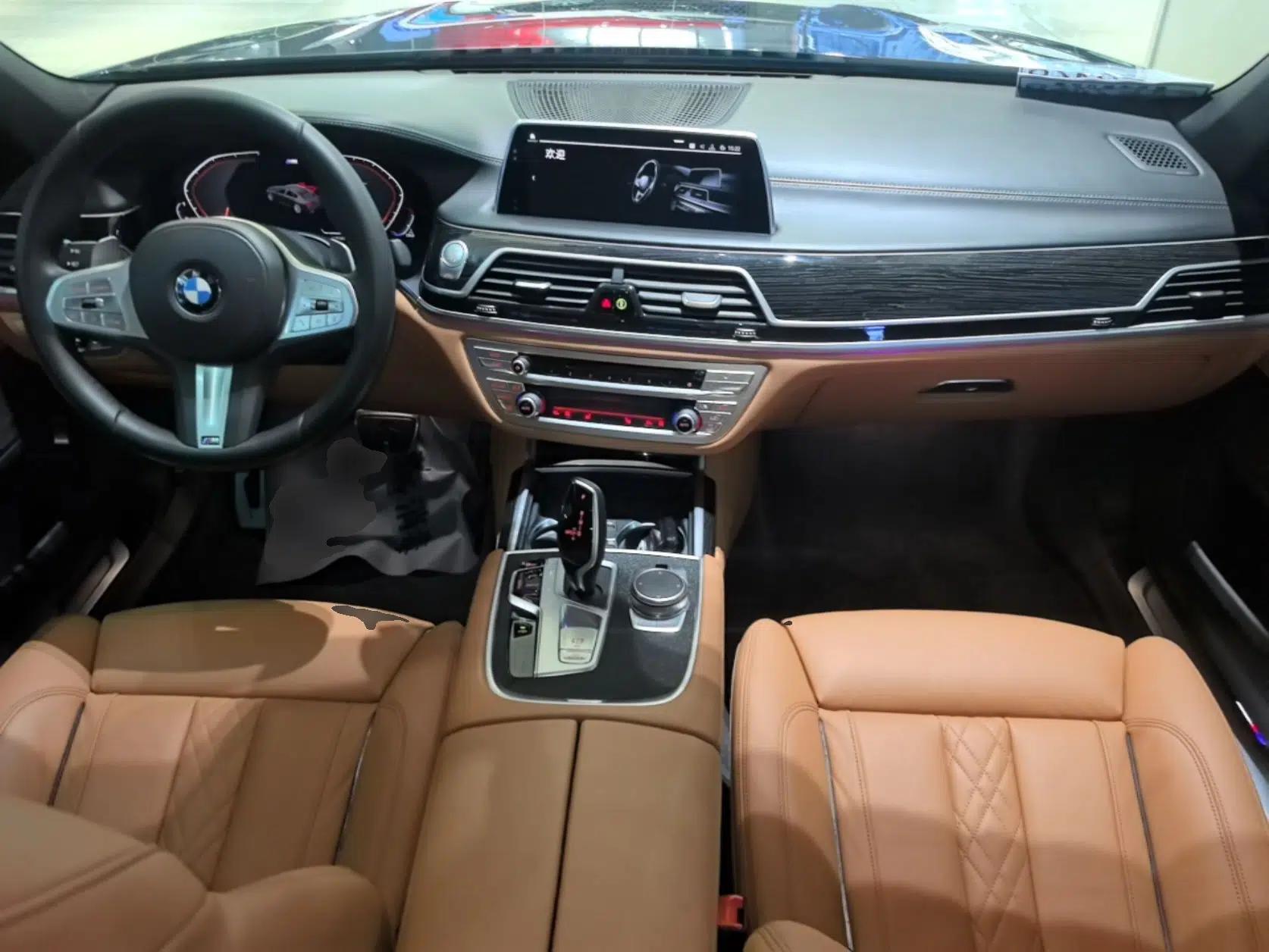 BMW 7 Series 2019 740Li Leading Model M Sport Package — миниатюра 12