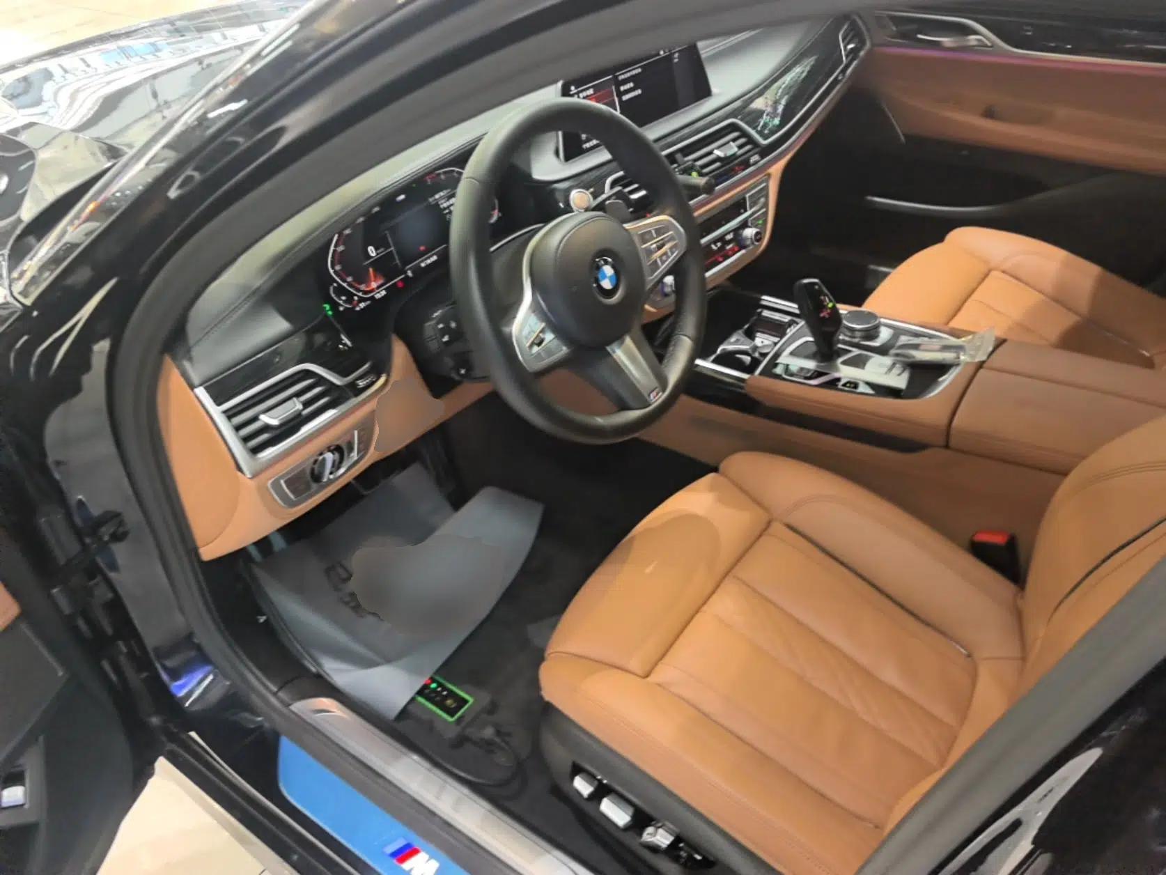 BMW 7 Series 2019 740Li Leading Model M Sport Package — миниатюра 18
