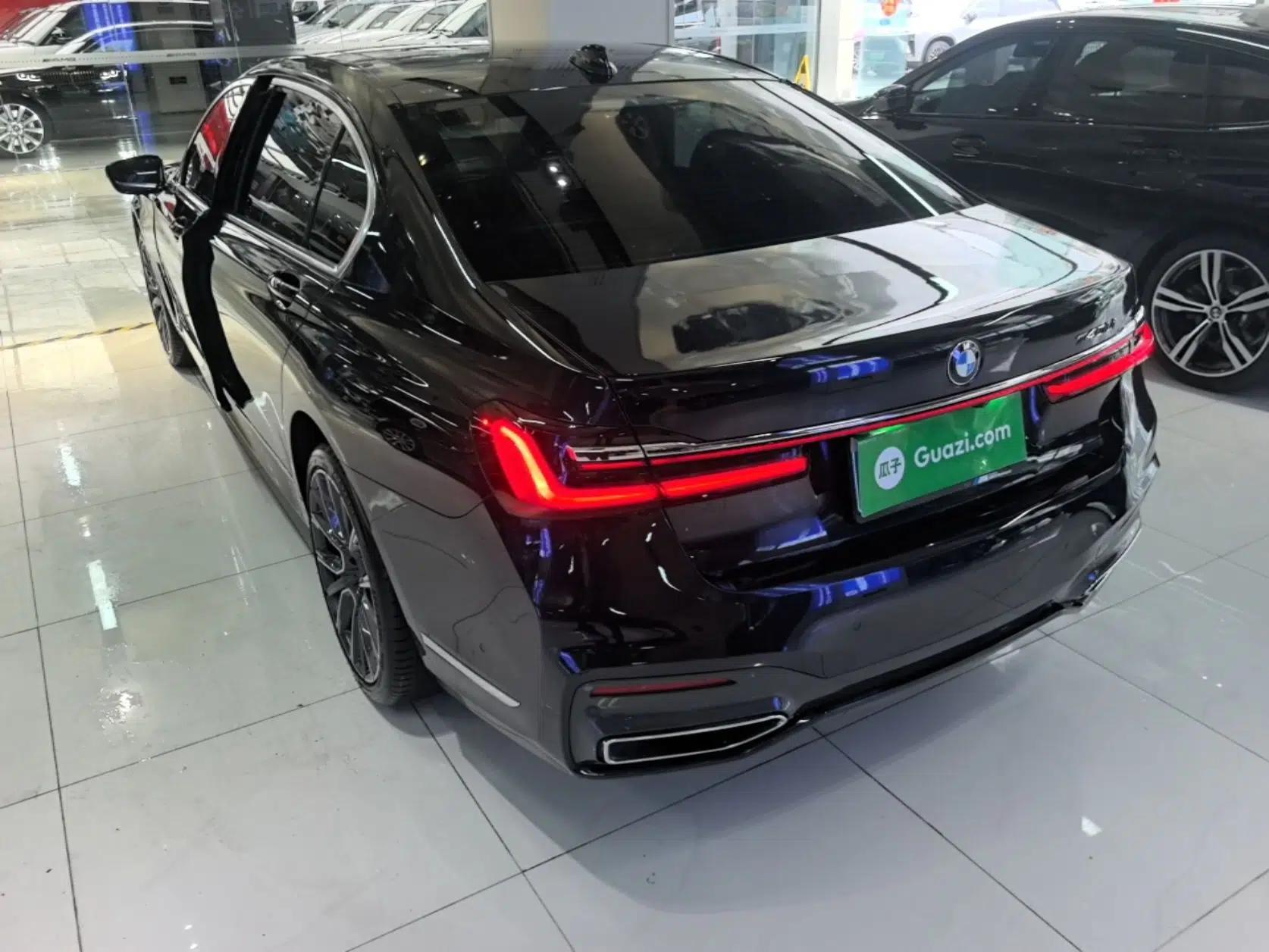 BMW 7 Series 2019 740Li Leading Model M Sport Package — миниатюра 4