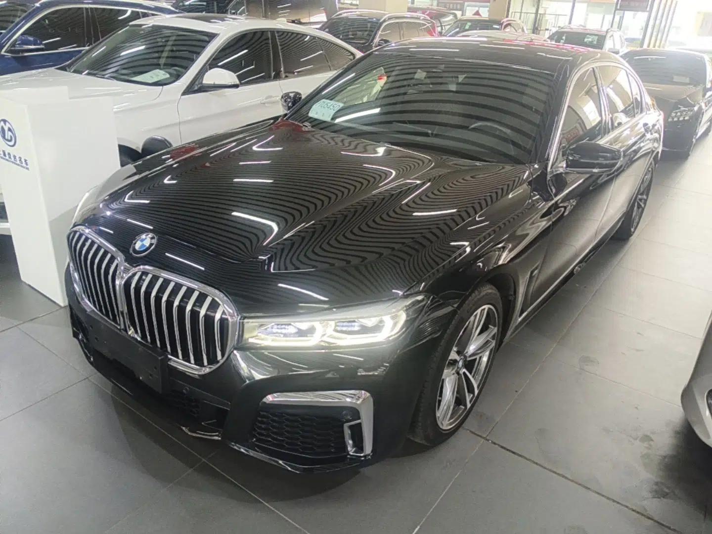 BMW 7 Series 2019 730Li M Sport Package — миниатюра 1