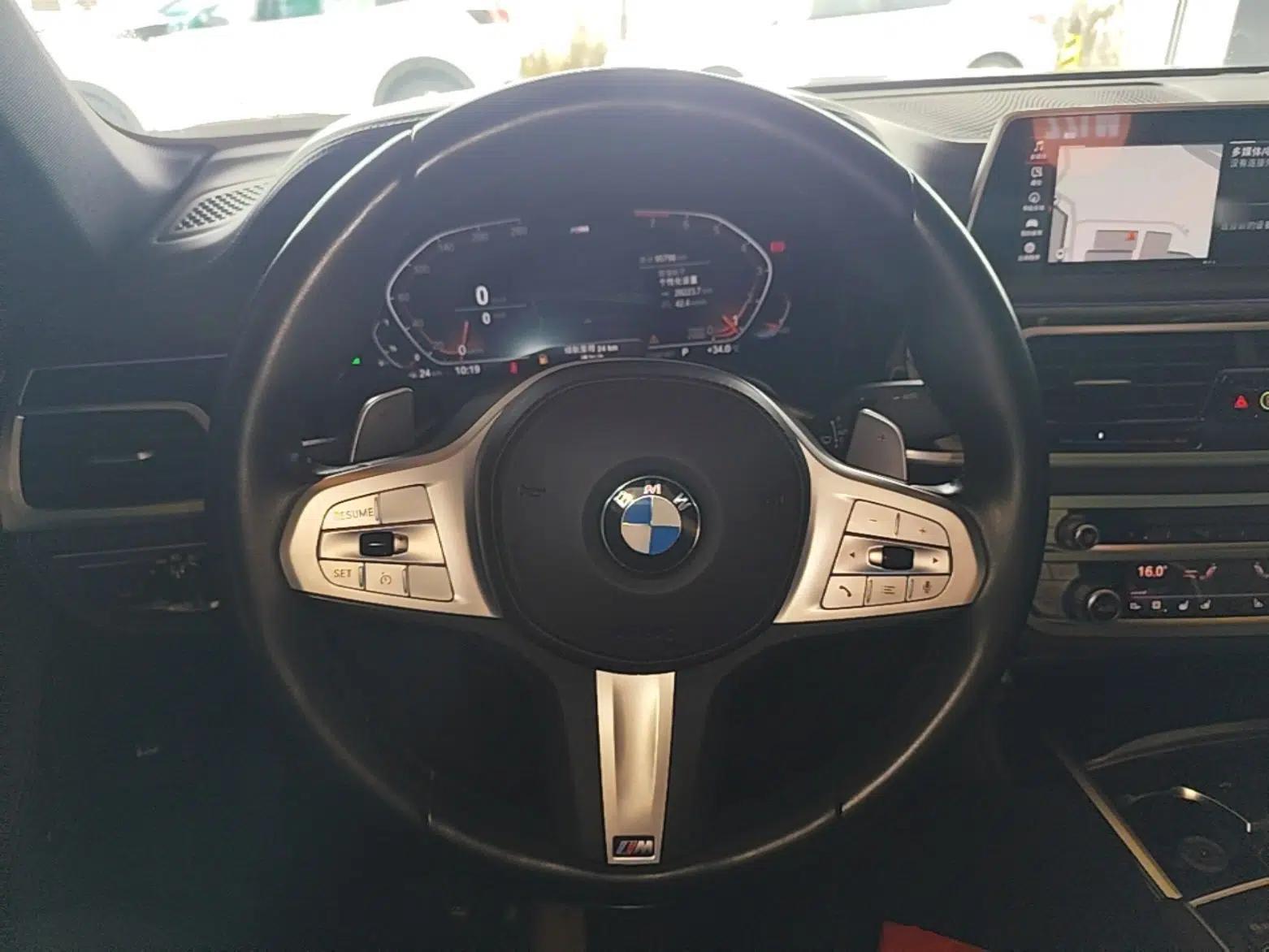 BMW 7 Series 2021 730Li M Sport Package — миниатюра 18