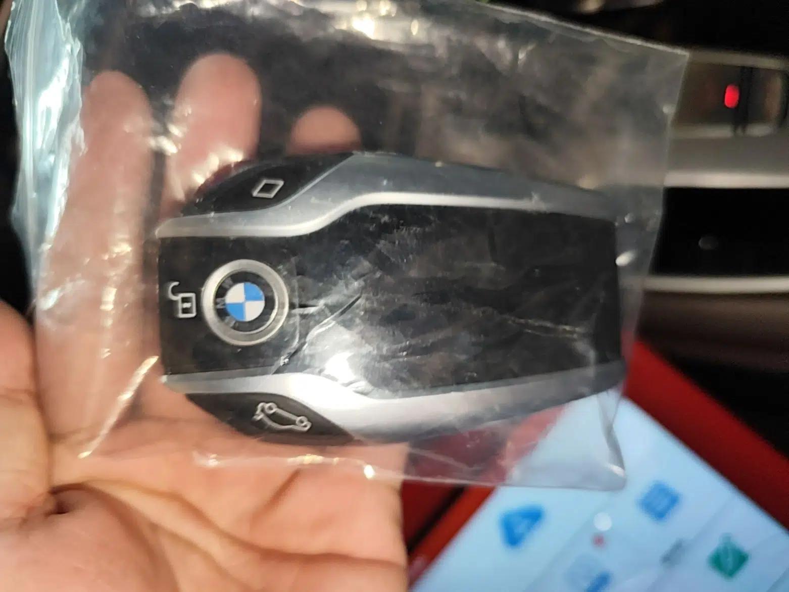 BMW 7 Series 2021 730Li M Sport Package — миниатюра 28