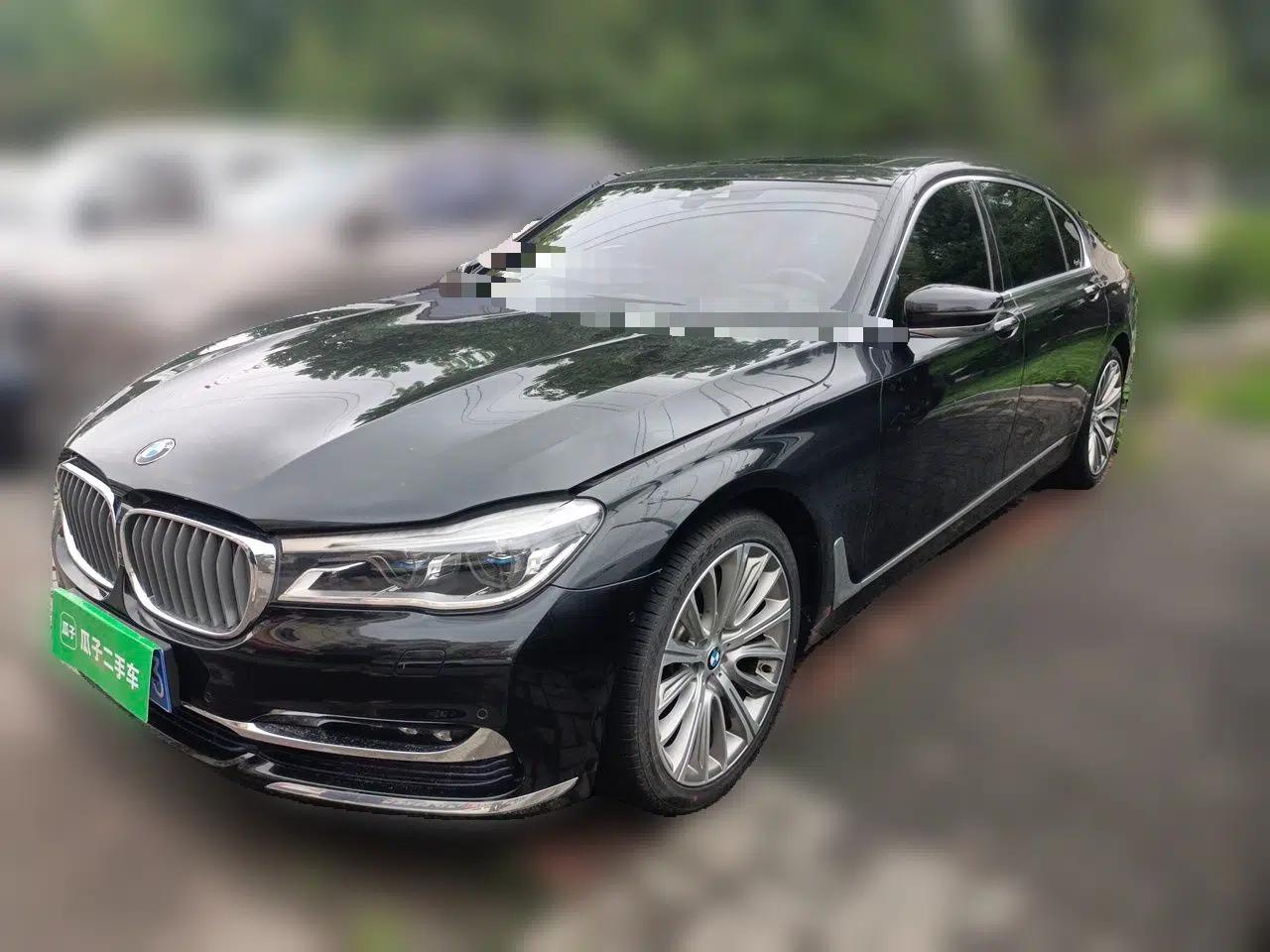 BMW 7 Series 2017 740Li xDrive Personalized Custom Edition — миниатюра 1