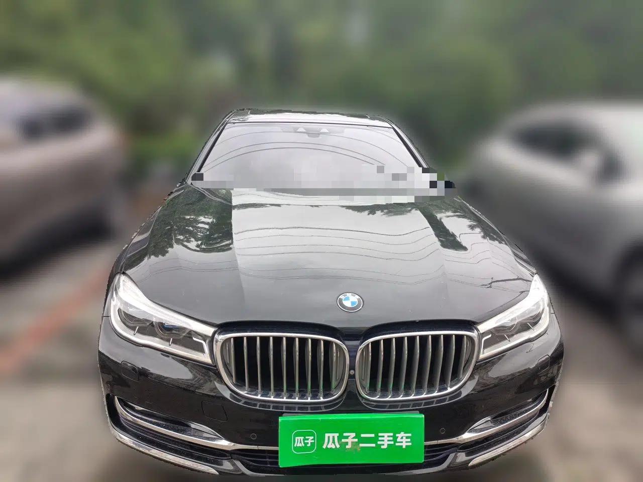 BMW 7 Series 2017 740Li xDrive Personalized Custom Edition — миниатюра 2