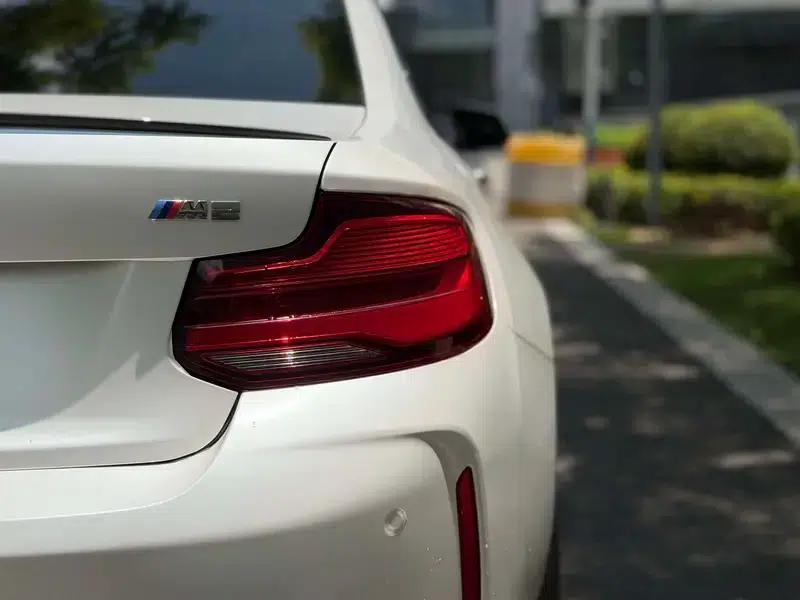 2018 BMW M2 — миниатюра 8